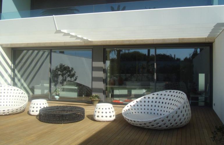 Sistemas de Carpintería de Aluminio: Ventajas Técnicas y Eficiencia Energética en la Construcción