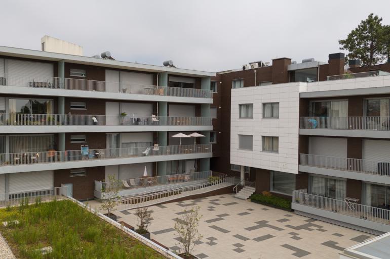 METALLIK: Especialista em Sistemas de Caixilharia em Aço, Alumínio e Soluções Corta-Fogo